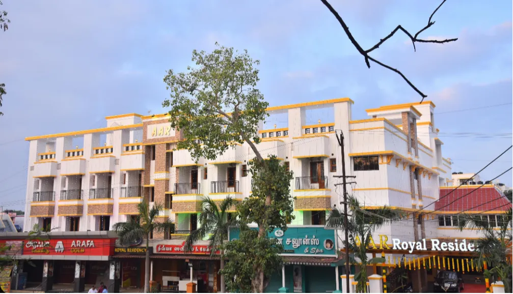 AAR Royal Residency